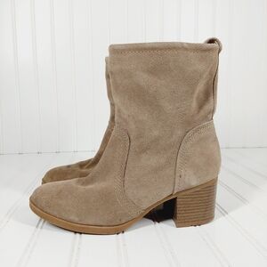 White Mountain Bernata Taupe Suede Leather Slip On Block Heeled Ankle Boots B319